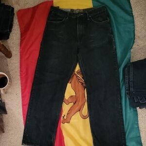 Men's Classic Black Relaxed Jeans